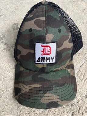 OTTO Detroit Camo Trucker Cap with Red 'D' Army Patch